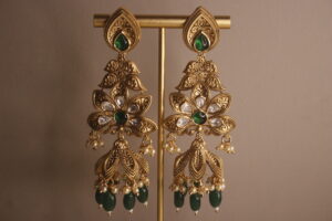 Vidhita Statement Danglers