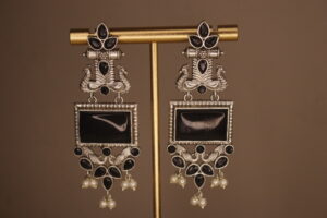 Arzoo Black Dangler
