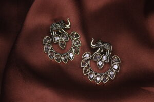 Hasthi Studs