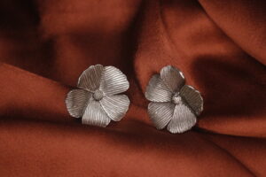 Anaya Flower Stud
