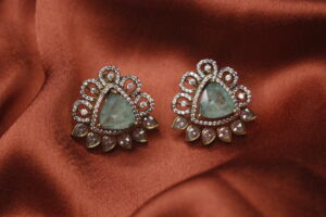 Aarya Studs