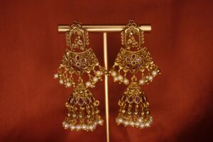 Veena Pearl Jhumka