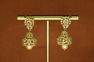 Aira Pearl Jhumka