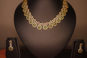 Bottu mala Choker Set