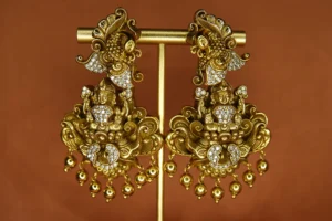 Vasavi Gold Dangler